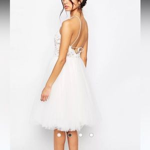 Jarlo Edie Tulle Lace Halter Dress EUC